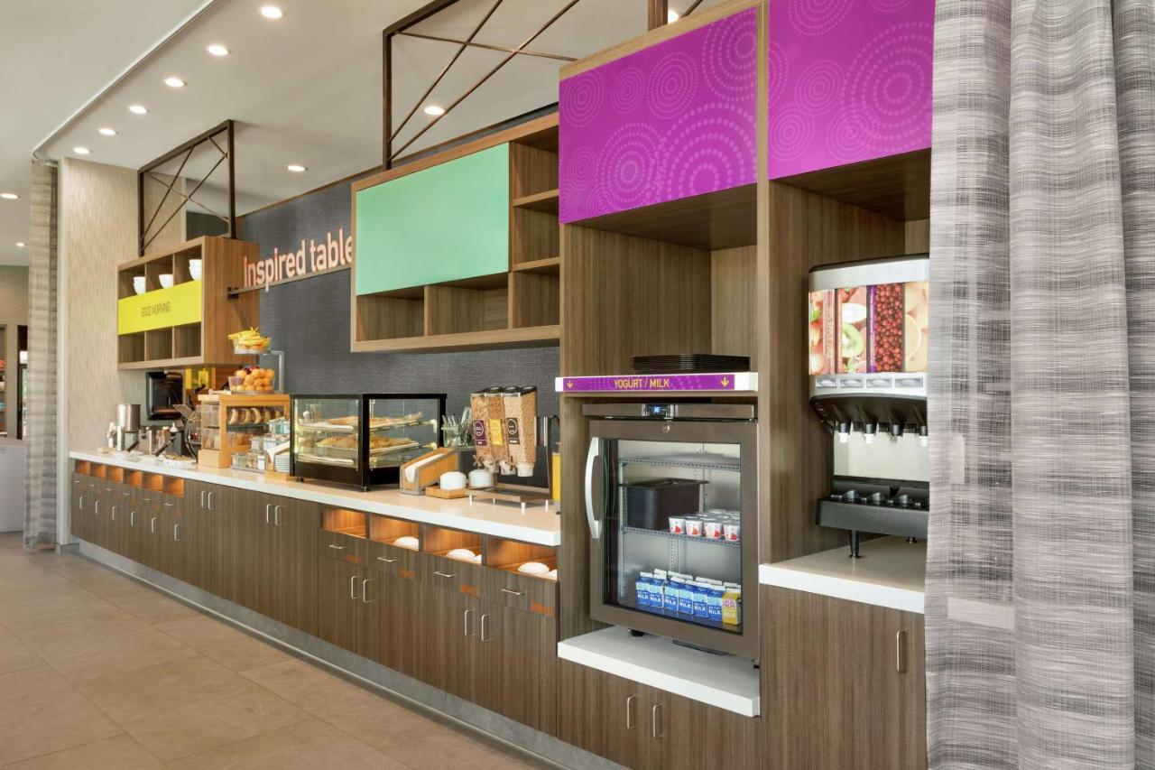 Home2 Suites By Hilton Minneapolis University Area Buitenkant foto